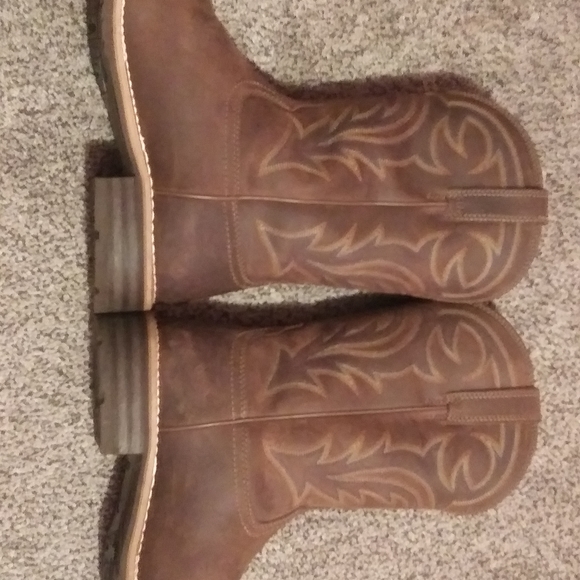 Ariat square toe boots main image 4
